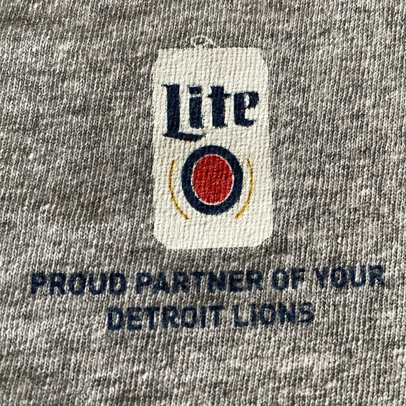 Detroit Lions Miller Lite t shirt football beer L - Picture 3 of 8